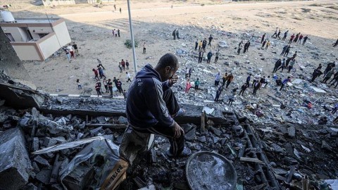 حكومة غزة: عمال القطاع يعيشون “عجزا تاما” بسبب الإبادة الإسرائيلية حكومة غزة: عمال القطاع يعيشون “عجزا تاما” بسبب الإبادة الإسرائيلية