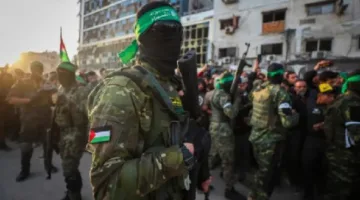 “حماس” تنفي اتهامات ترامب لها بالاستيلاء على المساعدات في غزة وتعتبر “ترديدا مستغرَبا لأكاذيب” حكومة نتنياهو لتبرير جريمة تجويع الفلسطينيين وتؤكد أنها تتناقض مع تقارير الأمم المتحدة والمنظمات الإنسانية