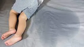 حيل سهلة لعلاج التبول اللا إرادي عند الأطفال