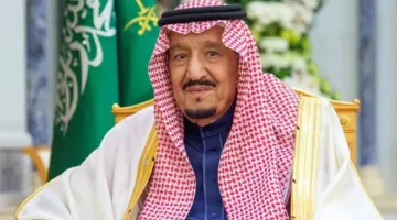 خادم الحرمين الشريفين يأمر باستضافة ألف حاج وحاجة من عائلات الشهداء والأسرى والجرحى الفلسطينيين على نفقته الشخصية.