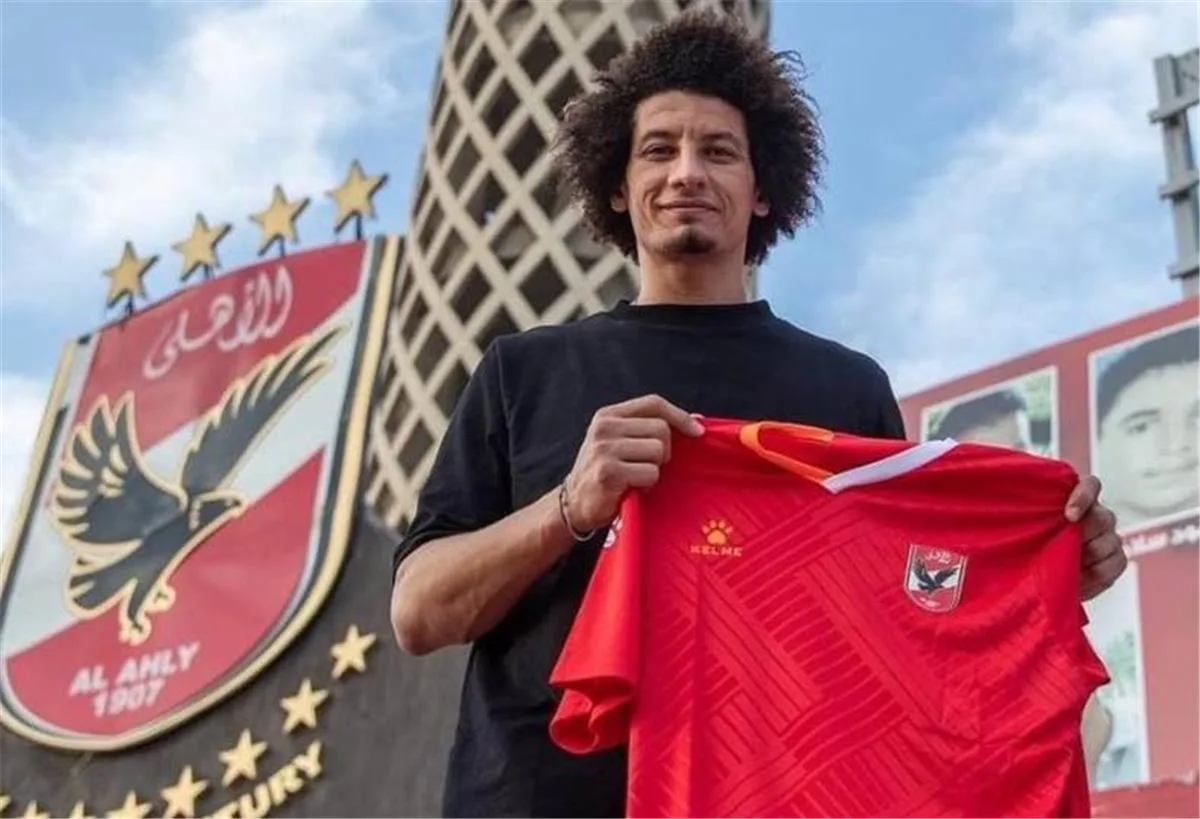 خاص.. الأهلي يستعيد علي زين لدعم فريق اليد قبل السوبر الإفريقي وكأس الكؤوس خاص.. الأهلي يستعيد علي زين لدعم فريق اليد قبل السوبر الإفريقي وكأس الكؤوس