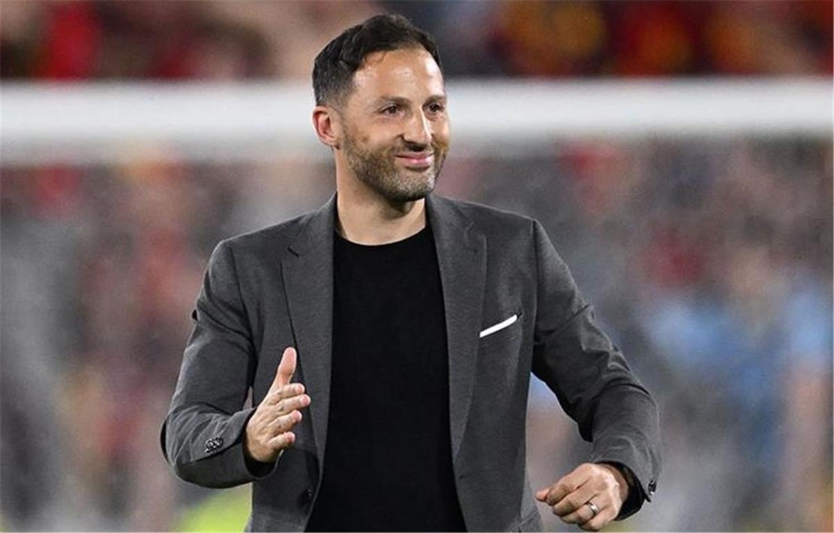 خاص | هل اقترب دومينيكو تيديسكو من تدريب الأهلي؟ خاص | هل اقترب دومينيكو تيديسكو من تدريب الأهلي؟