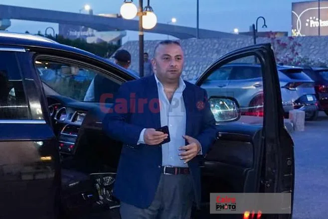 خالد أبو بكر ووليد توفيق ومنى الشاذلي يقدمون واجب العزاء في الدكتور وليد مصطفى رئيس مجلس أمناء القاهرة 24 خالد أبو بكر ووليد توفيق ومنى الشاذلي يقدمون واجب العزاء في الدكتور وليد مصطفى رئيس مجلس أمناء القاهرة 24