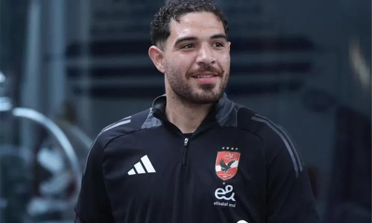 خالد بيبو: حمزة علاء تفادى تجديد عقده مع الأهلي خالد بيبو: حمزة علاء تفادى تجديد عقده مع الأهلي