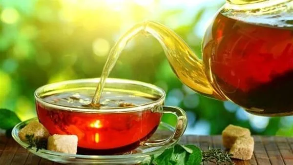 خبير التغذية يحذر: تجنبوا تناول الشاي فور الانتهاء من الوجبات