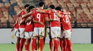 الأهلي يتحدى فاركو في ليلة الاحتفال باللقب.. و”النحاس” يحذر من تكرار أحداث 2003