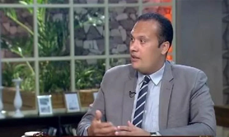 د.محمد القرش: الدولة تحرص على دعم المزارع وتجنبه مخاطر تقلبات السوق د.محمد القرش: الدولة تحرص على دعم المزارع وتجنبه مخاطر تقلبات السوق