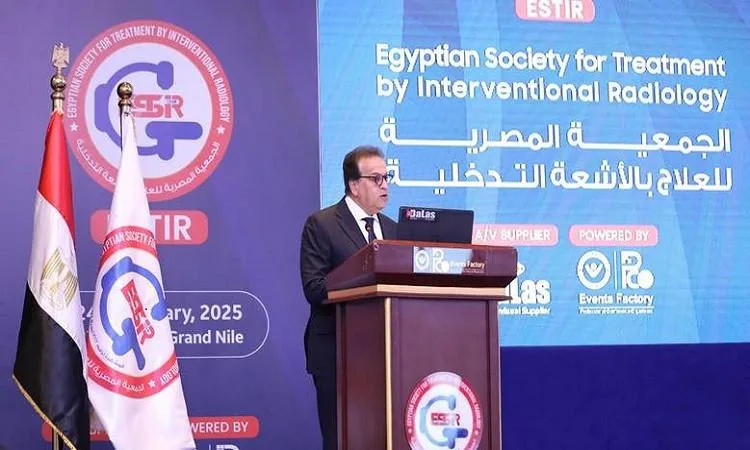 د.محمد فوزي: تعاون غير مسبوق بين الأطباء المصريين لدعم الأشعة التداخلية د.محمد فوزي: تعاون غير مسبوق بين الأطباء المصريين لدعم الأشعة التداخلية