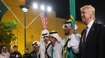 رؤساء أميركيون زاروا السعودية: رقص بالسيف وبلورة مضيئة وسلام بقبضة اليد