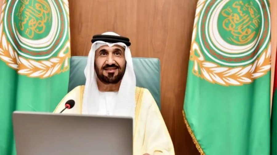 رئيس البرلمان العربي يعبر عن تعازيه لمصر في استشهاد طاقم طائرة تدريب عسكرية بسبب عطل فني. رئيس البرلمان العربي يعبر عن تعازيه لمصر في استشهاد طاقم طائرة تدريب عسكرية بسبب عطل فني.