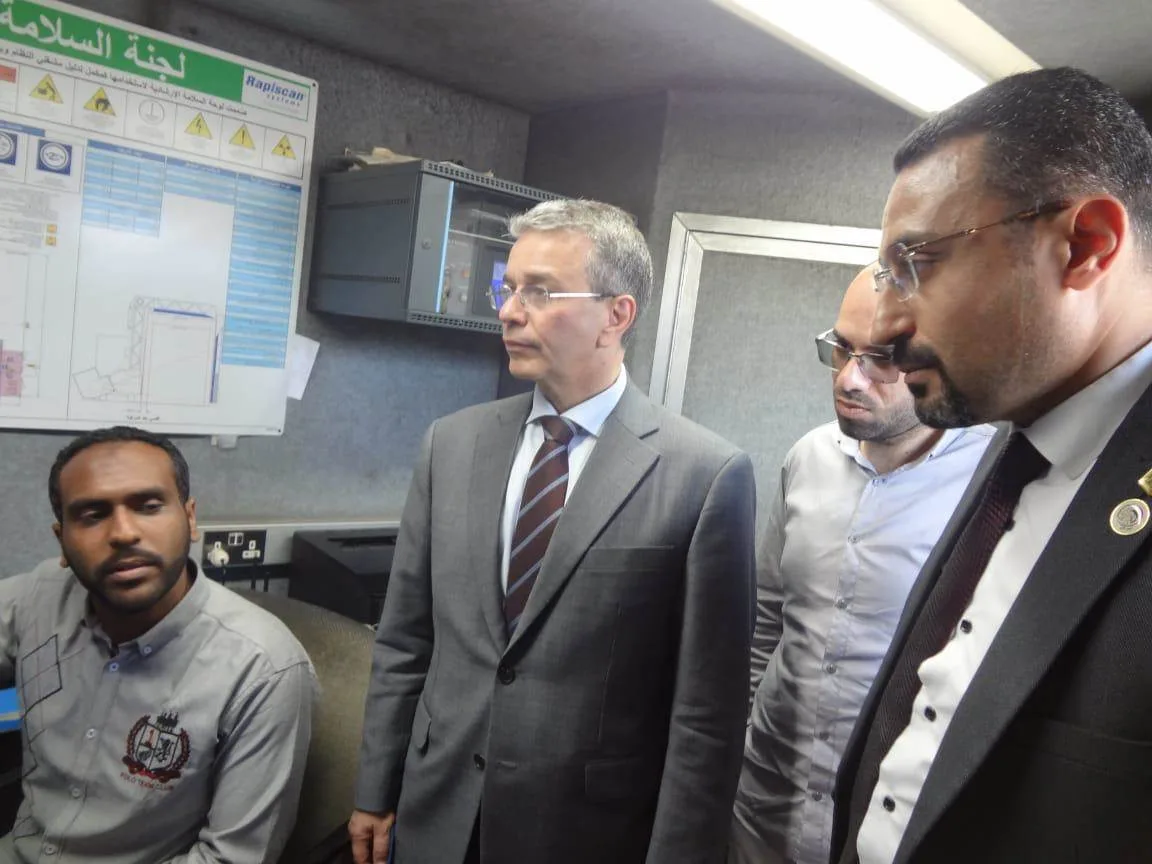رئيس الجمارك: نهدف إلى تحقيق أهدافنا.. ومدة الإفراج الجمركي ستنخفض إلى يومين فقط بحلول نهاية 2025.