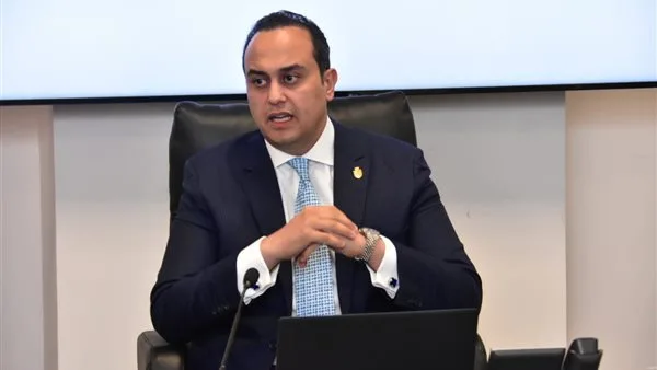 رئيس الرعاية الصحية: التمريض المصري حاضر في القلب.. ونناقش تحسين الأجور تقديرًا لعطائهم رئيس الرعاية الصحية: التمريض المصري حاضر في القلب.. ونناقش تحسين الأجور تقديرًا لعطائهم