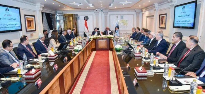 رئيس العربية للتصنيع ووزيرة البيئة يشهدان توقيع اتفاقيات بمجال مشروعات حماية البيئة رئيس العربية للتصنيع ووزيرة البيئة يشهدان توقيع اتفاقيات بمجال مشروعات حماية البيئة