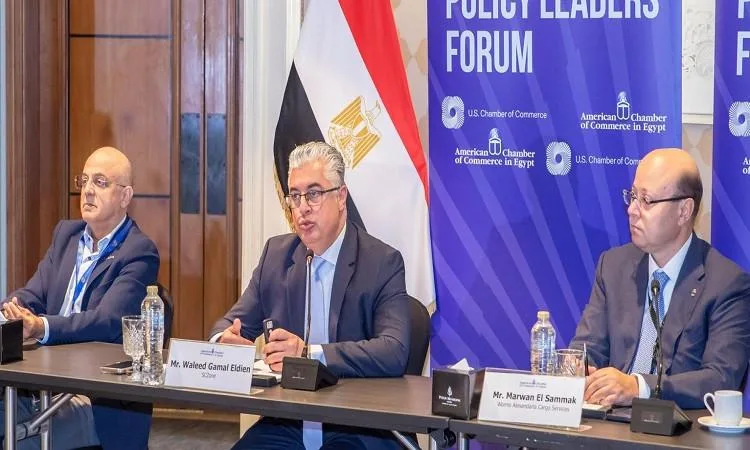 رئيس الهيئة الاقتصادية لقناة السويس: تركيز كبير على التعاون مع المستثمرين الأمريكيين رئيس الهيئة الاقتصادية لقناة السويس: تركيز كبير على التعاون مع المستثمرين الأمريكيين