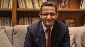 رئيس الهيئة الوطنية للصحافة يهنئ خالد البلشي وأعضاء النقابة الجدد