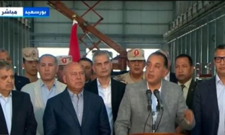 رئيس الوزراء: المنطقة الاقتصادية لقناة السويس تضم 14 مطورا صناعيا رئيس الوزراء: المنطقة الاقتصادية لقناة السويس تضم 14 مطورا صناعيا