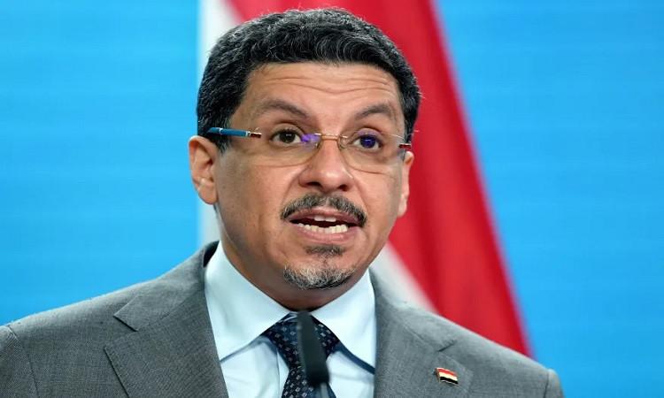 رئيس الوزراء اليمني يعلن استقالته رئيس الوزراء اليمني يعلن استقالته