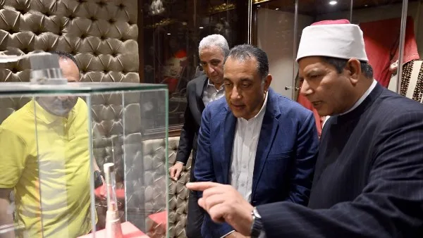 رئيس الوزراء يتفقد تطوير مسجد السيد البدوي: تطوير المقاصد الدينية «أولوية وطنية» رئيس الوزراء يتفقد تطوير مسجد السيد البدوي: تطوير المقاصد الدينية «أولوية وطنية»