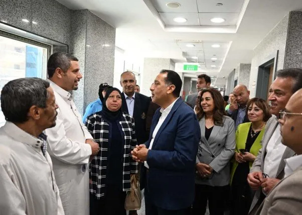 رئيس الوزراء يتفقد مستشفى طنطا العام الجديد خلال جولته التفقدية بمحافظة الغربية رئيس الوزراء يتفقد مستشفى طنطا العام الجديد خلال جولته التفقدية بمحافظة الغربية