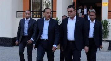 رئيس الوزراء يزور مجموعة من المشاريع قيد التنفيذ في حدائق العاصمة