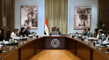 رئيس الوزراء يستقبل الرئيس التنفيذي لشركة “فيزا” لاستعراض الفرص الاستثمارية 