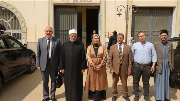 رئيس جامعة الأزهر يشارك في تدشين برنامج التحصين الفكري وتصحيح العقيدة «النسخة الثانية» رئيس جامعة الأزهر يشارك في تدشين برنامج التحصين الفكري وتصحيح العقيدة «النسخة الثانية»