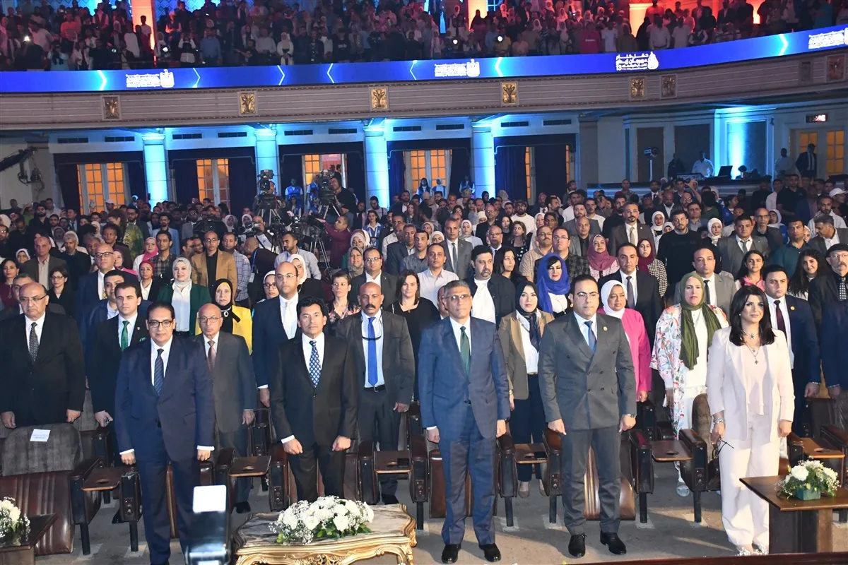 رئيس جامعة القاهرة لـ”تواصل”: استضافة مهرجان إبداع شرف ومسؤولية تجسد تكامل مؤسسات الدولة رئيس جامعة القاهرة لـ”تواصل”: استضافة مهرجان إبداع شرف ومسؤولية تجسد تكامل مؤسسات الدولة