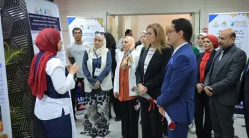 رئيس جامعة بنها يفتتح معرضا للمشروعات الطلابية في مجال العلوم التطبيقية