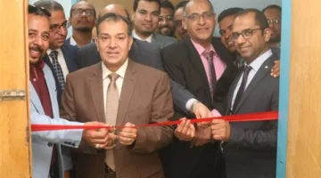 رئيس جامعة جنوب الوادي يفتتح وحدات طبية متخصصة بمستشفى المعبر الجامعى