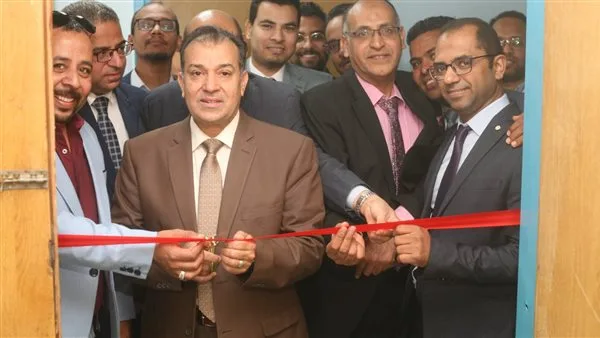 رئيس جامعة جنوب الوادي يفتتح وحدات طبية متخصصة في مستشفى المعبر الجامعى رئيس جامعة جنوب الوادي يفتتح وحدات طبية متخصصة في مستشفى المعبر الجامعى