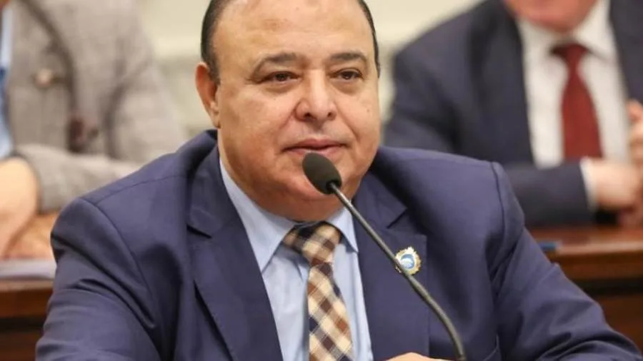 رئيس صحة الشيوخ: ما يحدث في «غزة» جريمة ضد الإنسانية والمجتمع الدولي مطالب بالتحرك العاجل رئيس صحة الشيوخ: ما يحدث في «غزة» جريمة ضد الإنسانية والمجتمع الدولي مطالب بالتحرك العاجل