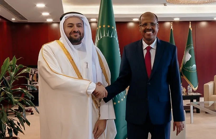 رئيس مجلس الوزراء وزير الخارجية يبعث رسالة خطية إلى رئيس مفوضية الاتحاد الإفريقي رئيس مجلس الوزراء وزير الخارجية يبعث رسالة خطية إلى رئيس مفوضية الاتحاد الإفريقي
