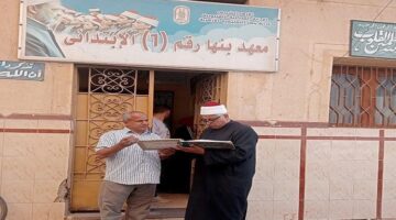 رئيس منطقة القليوبية الأزهرية يتفقد امتحانات المهام الأدائية بمعاهد بنها