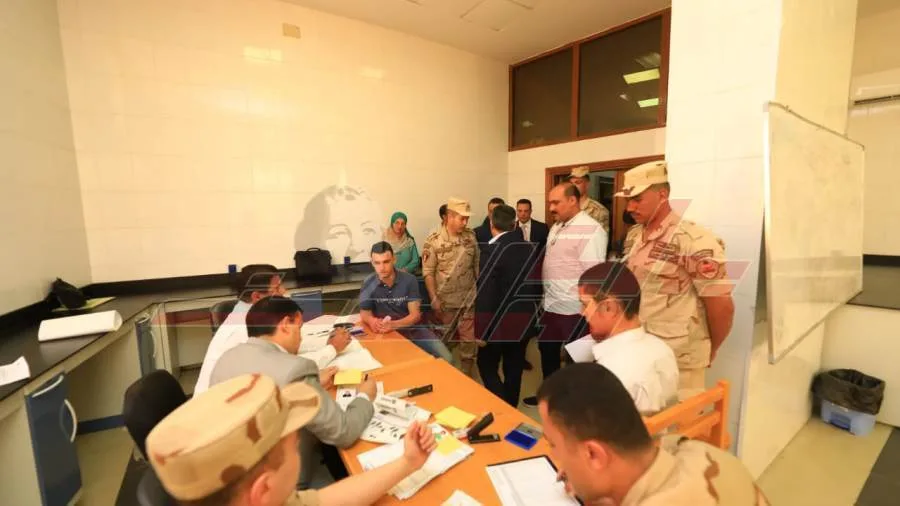 رئيس منطقة تجنيد وتعبئة المنصورة يزور جامعة كفر الشيخ رئيس منطقة تجنيد وتعبئة المنصورة يزور جامعة كفر الشيخ