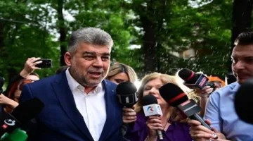 رئيس وزراء رومانيا يعلن استقالته