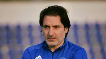 محمود فايز يعبر عن رأيه بشأن ترشيحه للانضمام للجهاز الفني في الأهلي | حصري