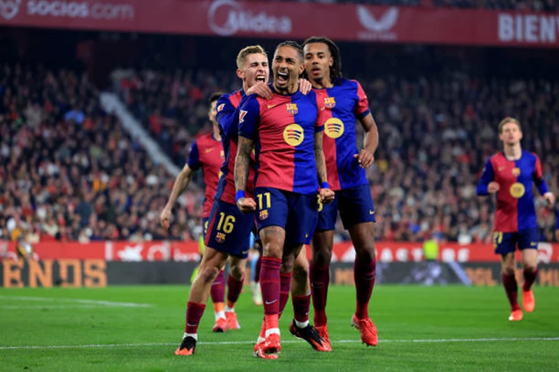 رافينيا يٌحرج إنتر ميلان في دوري أبطال أوروبا (فيديو) رافينيا يٌحرج إنتر ميلان في دوري أبطال أوروبا (فيديو)