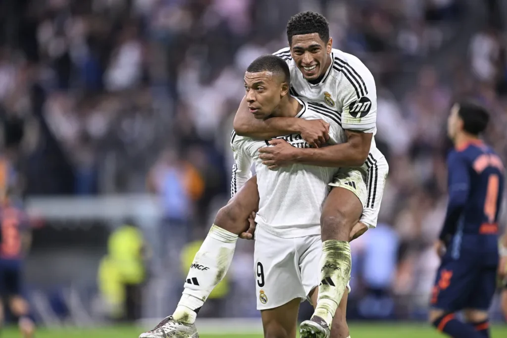 “طموحات دون ألقاب”.. مبابي يسعى لتجديد نجاحات رونالدو مع ريال مدريد “طموحات دون ألقاب”.. مبابي يسعى لتجديد نجاحات رونالدو مع ريال مدريد