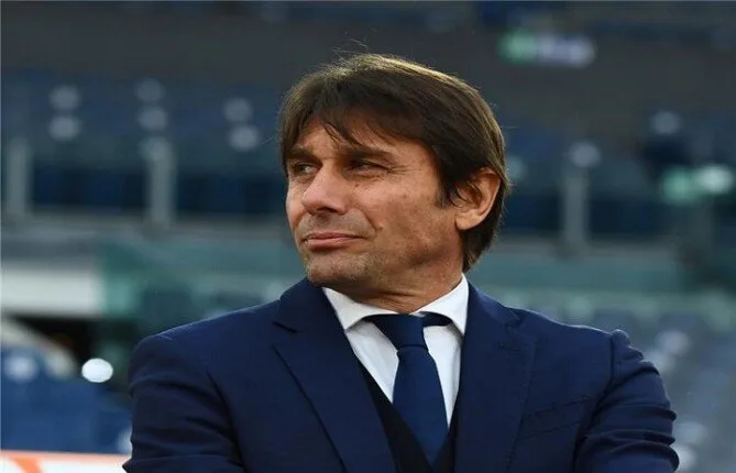 ربع مدربي الدوري الإيطالي يغيبون عن الجولة الأخيرة بسبب العقوبات. ربع مدربي الدوري الإيطالي يغيبون عن الجولة الأخيرة بسبب العقوبات.