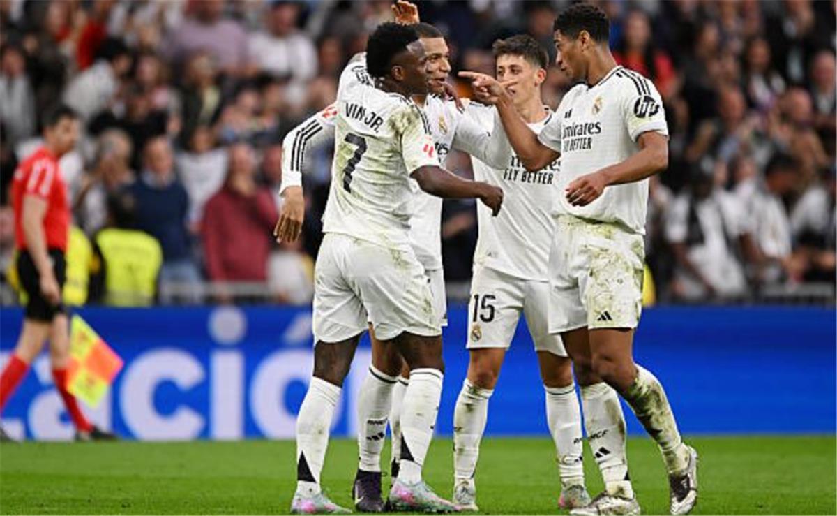 رجل مباراة ريال مدريد وسيلتا فيجو في الدوري الإسباني رجل مباراة ريال مدريد وسيلتا فيجو في الدوري الإسباني