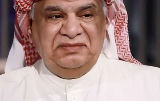 رحيل فخري عودة.. صوت “علام” في عدنان ولينا وصاحب المسيرة المتألقة بين الدراما والإعلام
