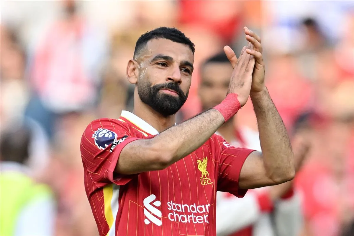 ردود أفعال جماهير ليفربول على أداء محمد صلاح أمام آرسنال: الغرور أصاب زملاءه.. ويتسارعون لالتقاط الصور معه ردود أفعال جماهير ليفربول على أداء محمد صلاح أمام آرسنال: الغرور أصاب زملاءه.. ويتسارعون لالتقاط الصور معه