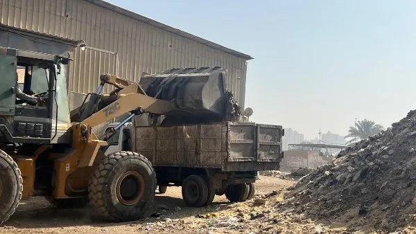 رفع 150 طن مخلفات في حملات نظافة مكبرة بنفق الكرتون وترسا وترعة الزمر بالجيزة رفع 150 طن مخلفات في حملات نظافة مكبرة بنفق الكرتون وترسا وترعة الزمر بالجيزة