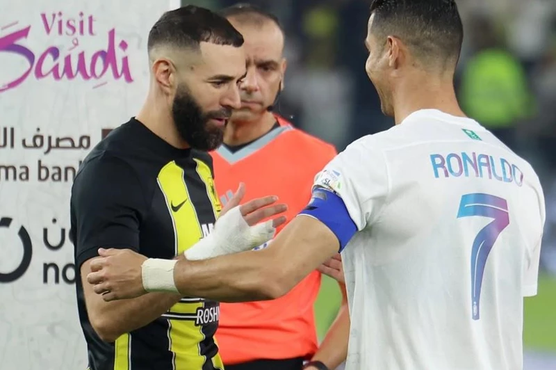 رونالدو وبنزيما في سباق مع 3 لاعبين آخرين للتنافس على جائزة أفضل لاعب في دوري روشن