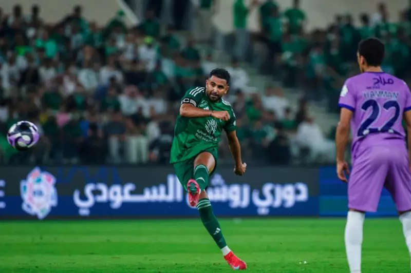 رياض محرز يقود أهلي جدة للفوز الكاسح على الخلود بأربعة أهداف في الدوري السعودي