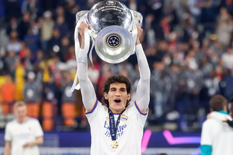 ريال مدريد يعلن مغادرة لاعبه بعد 5 مواسم ولعبه 35 مباراة فقط ريال مدريد يعلن مغادرة لاعبه بعد 5 مواسم ولعبه 35 مباراة فقط