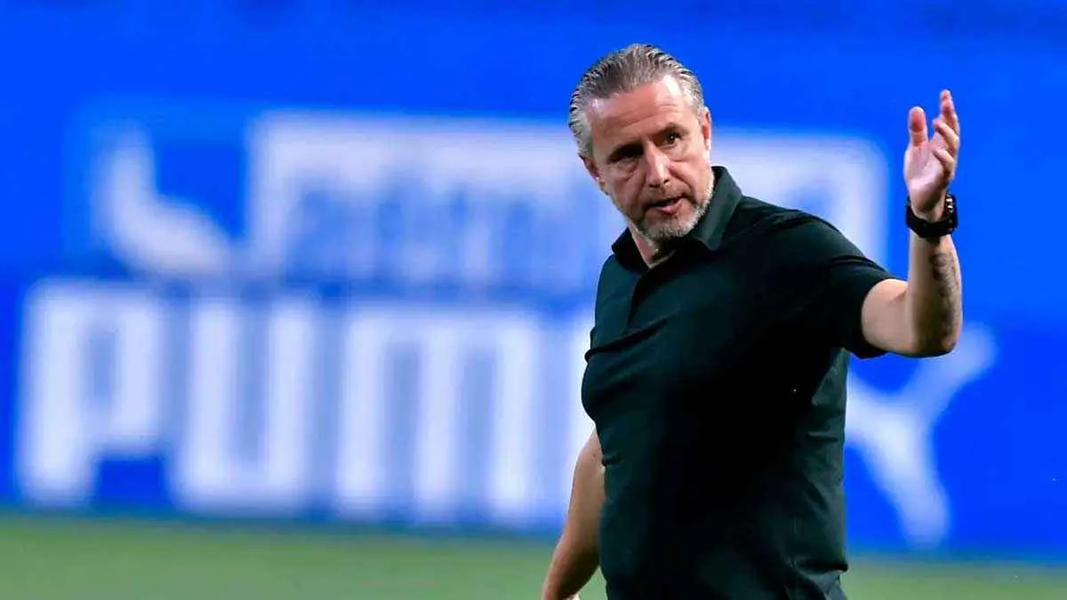ريجيكامب: عرض الزمالك والأهلي وصلني، وهذه هي وجهة نظري بشأن العودة للتدريب.