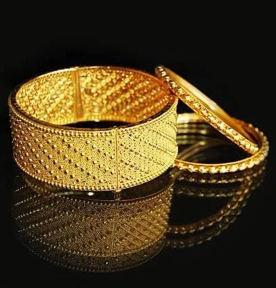 زيادة أسعار الذهب في الكويت اليوم، حيث بلغ سعر عيار 21 نحو 28.075 دينار في ختام التعاملات. زيادة أسعار الذهب في الكويت اليوم، حيث بلغ سعر عيار 21 نحو 28.075 دينار في ختام التعاملات.