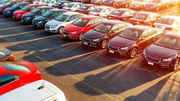 زيادة أسعار السيارات في الولايات المتحدة في أبريل بعد تطبيق الرسوم الجمركية.