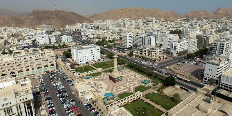 زيادة إجمالي رصيد القروض الممنوحة من البنوك العمانية